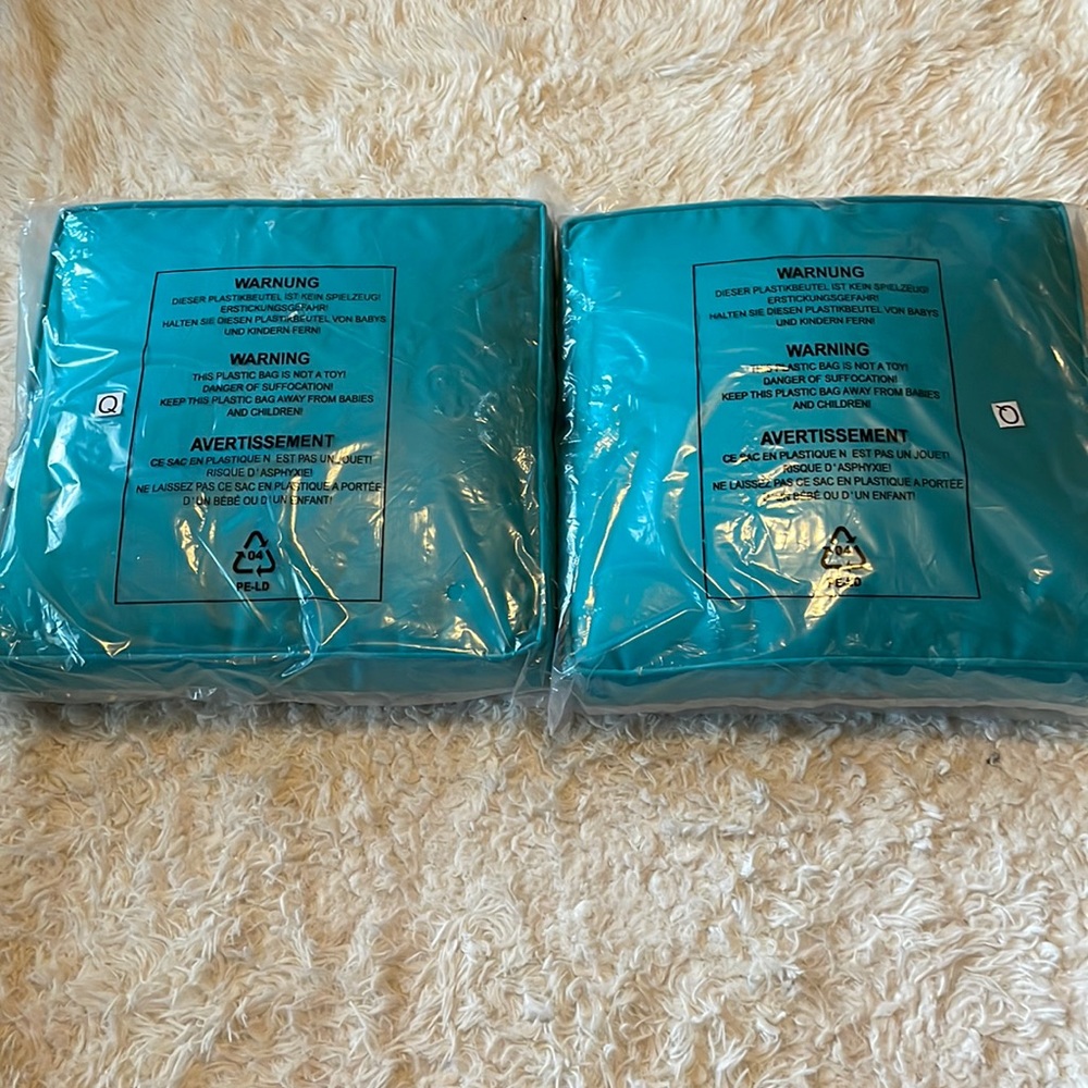 NWOT patio cushions